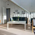펜션 4 Star Holiday Home In Hejls *