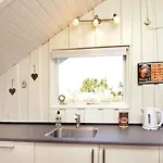 펜션 4 Star Holiday Home In Hejls *