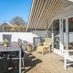 Holiday Home Kirsebærvænget Feriehus