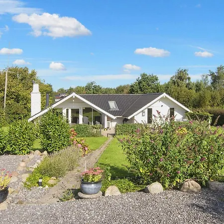 4 Star Holiday Home In Hejls * 하일스