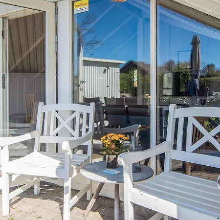 4 Star In Holiday home *